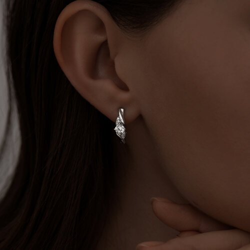Серьги SOKOLOV 94022384 вес 2.17 г серебро, фианит купить,NaN