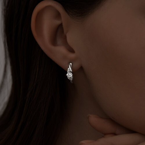 Серьги SOKOLOV 94022384 вес 2.17 г серебро, фианит купить,NaN