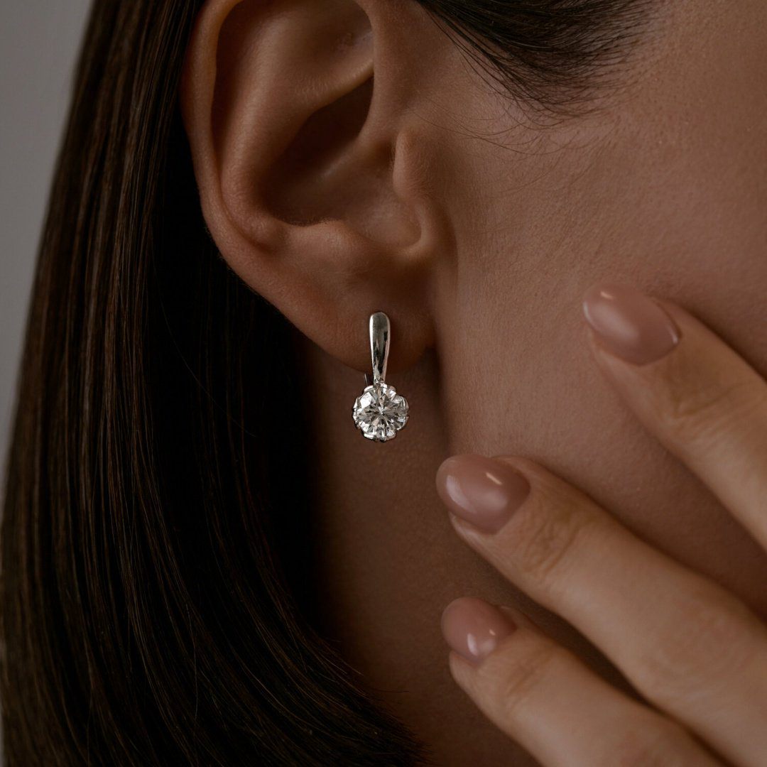 Серьги SOKOLOV 94025229 вес 2.79 г серебро, фианит купить,NaN