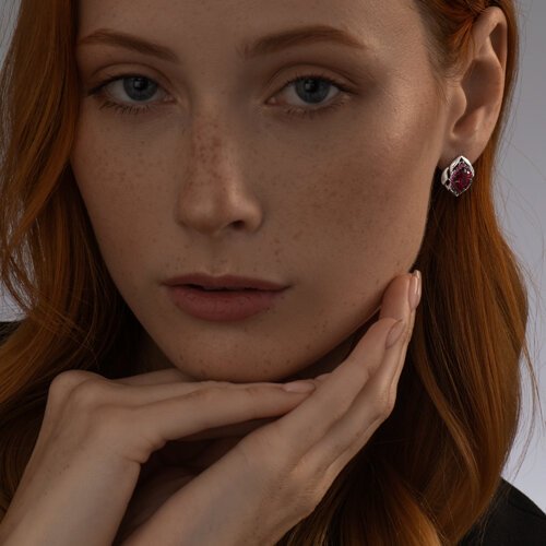 Серьги SOKOLOV 84020029 вес 3.62 г серебро, корунд купить,NaN