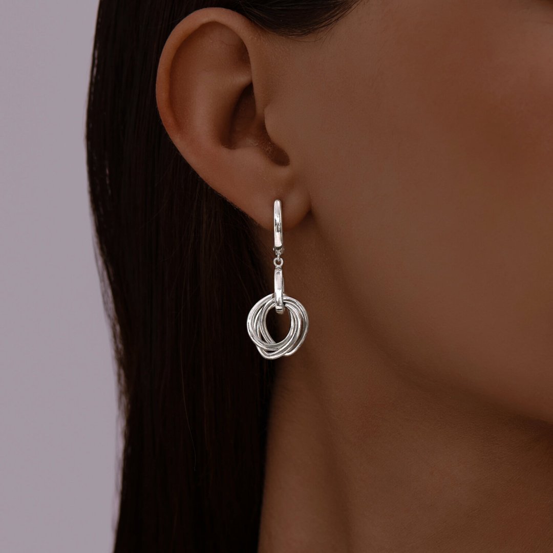 Серьги SOKOLOV 87020080 вес 6.7 г серебро, бриллиант купить,NaN