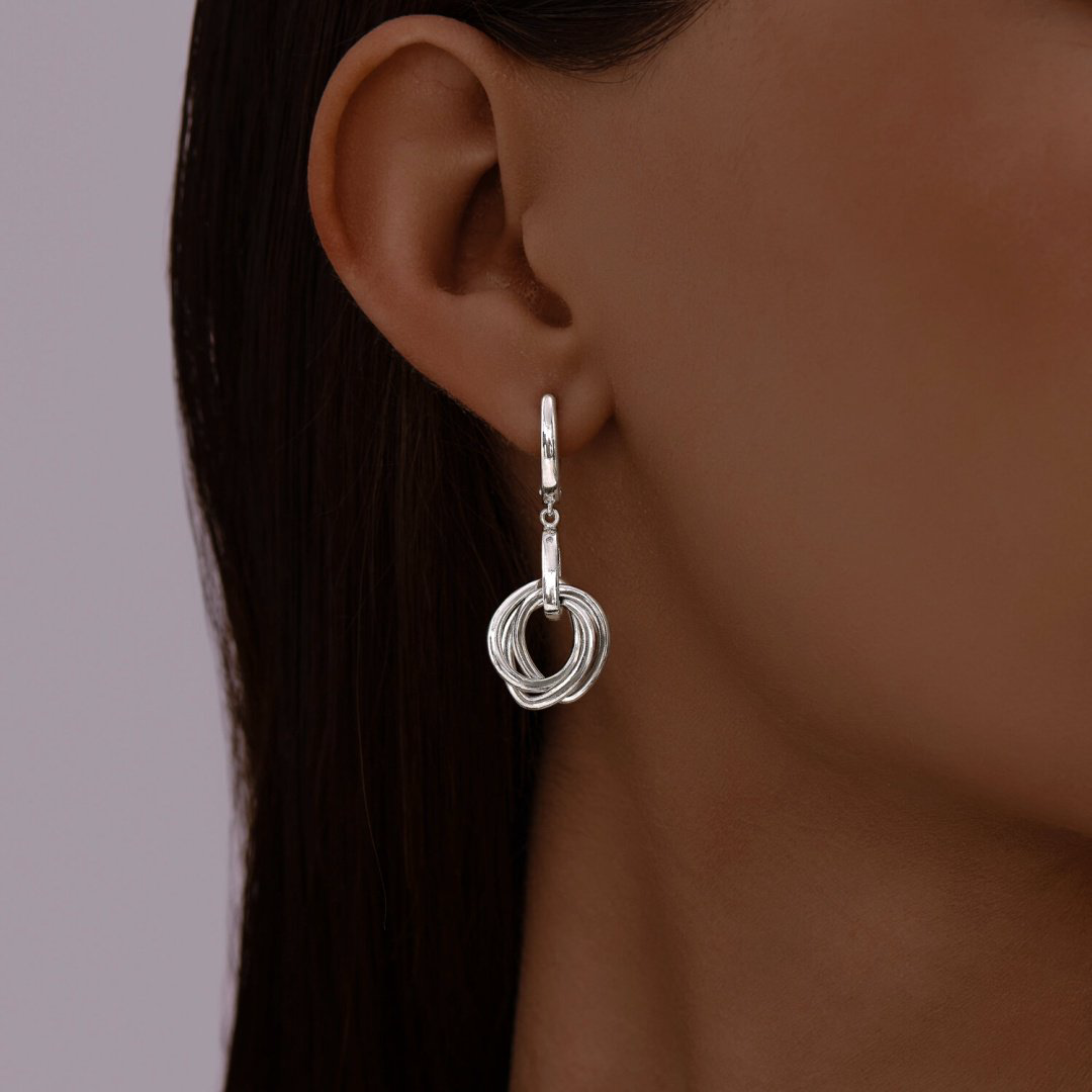 Серьги SOKOLOV 87020080 вес 6.7 г серебро, бриллиант купить,NaN