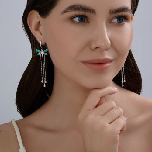 Серьги-цепочки Diamant D94-121-02245-1_s вес 5.98 г серебро, фианит, эмаль купить,NaN