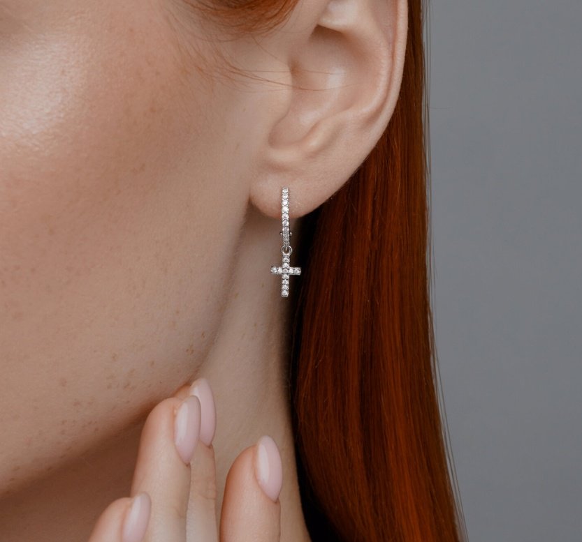 Серьги SOKOLOV 94026865 вес 2.49 г серебро, фианит купить,NaN