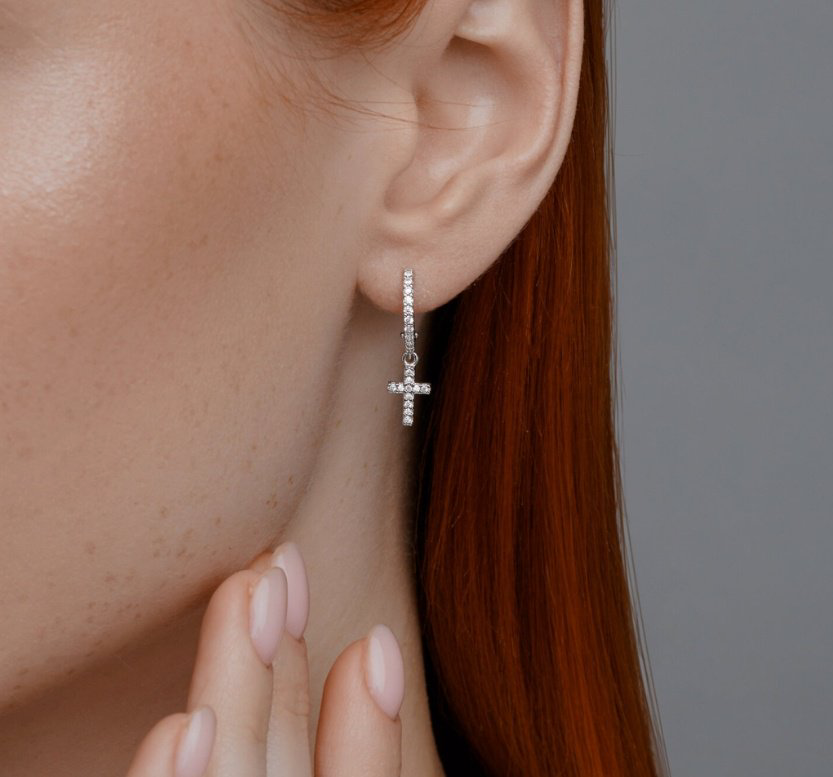 Серьги SOKOLOV 94026865 вес 2.49 г серебро, фианит купить,NaN