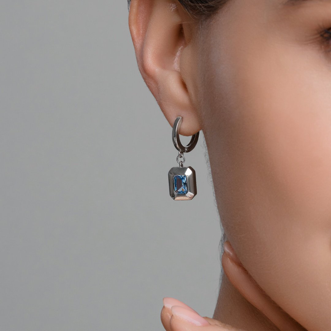 Серьги SOKOLOV 94026869 вес 3.97 г серебро, фианит купить,NaN