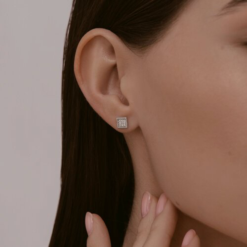 Пусеты Diamant 94-222-02093-1 вес 1.33 г серебро, бриллиант купить,NaN