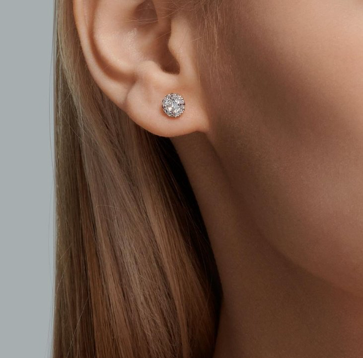 Пусеты Diamant 51-122-02211-1 вес 1.63 г золото, фианит купить,NaN