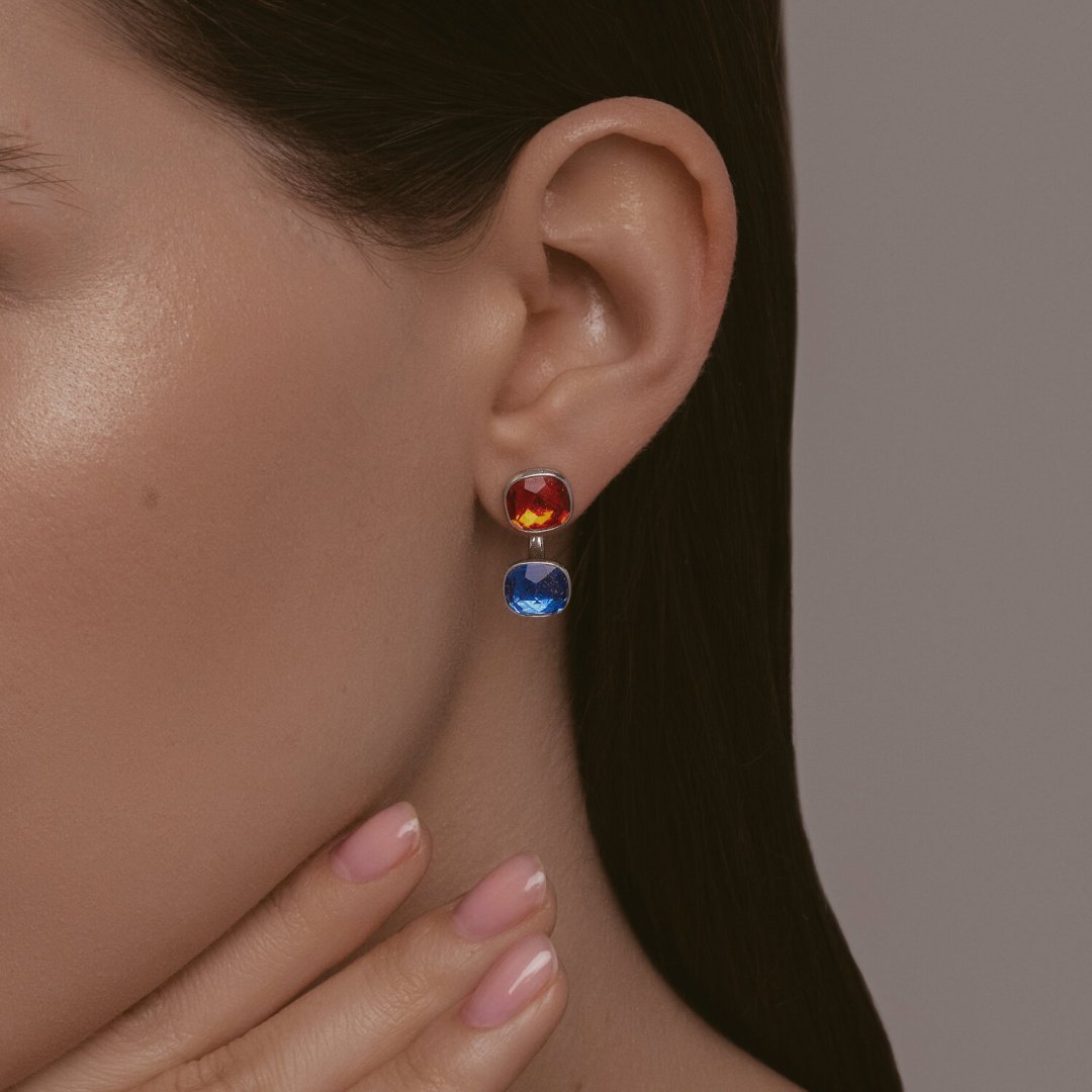 Пусеты SOKOLOV 94026734 вес 4.74 г серебро, кристалл Swarovski купить,NaN