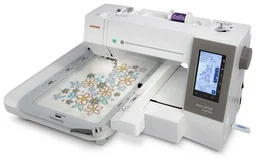 Вышивальная машина JANOME MC 550E белый