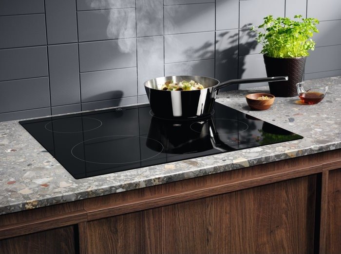 Варочная поверхность Electrolux LIB 60420 CK черный