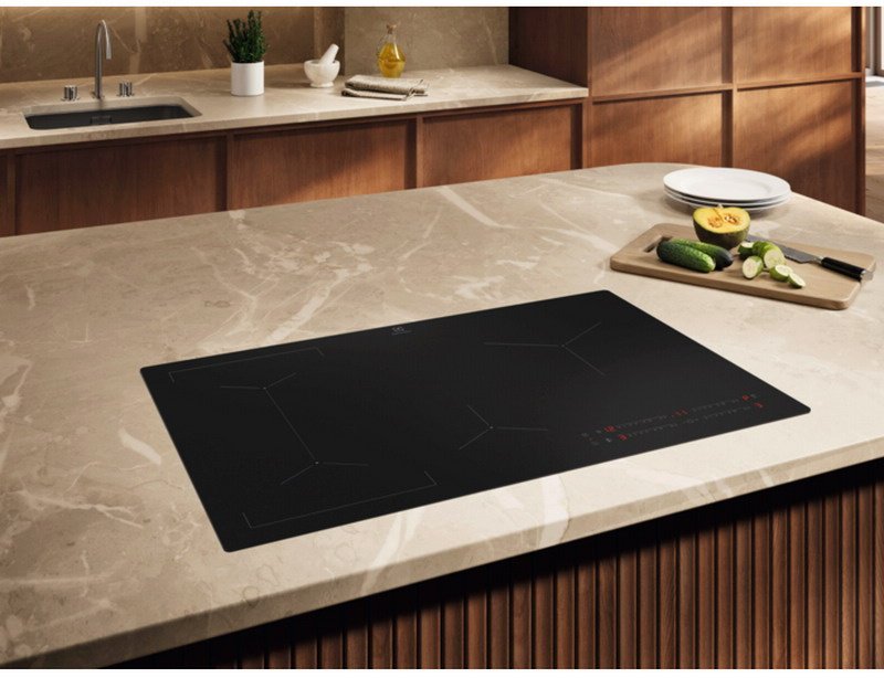 Варочная поверхность Electrolux EIV 83443 CT черный купить,NaN