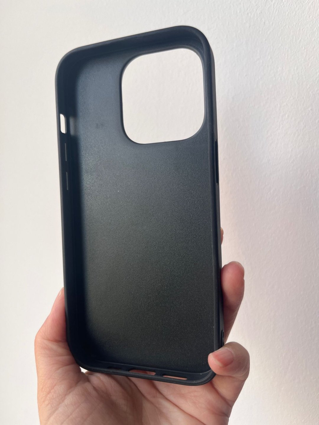 Чехол HDD PRODUCE для Apple iPhone 14 Pro красный купить,NaN