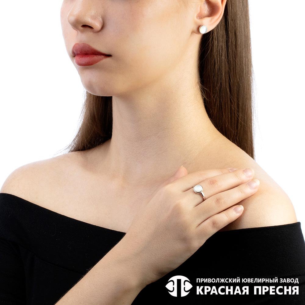 Кольцо Красная пресня 23313150Пл размер 17 вес 2 г серебро, перламутр - ForteMarket Кольцо Красная пресня 23313150Пл размер 17 вес 2 г серебро, перламутр купить,0