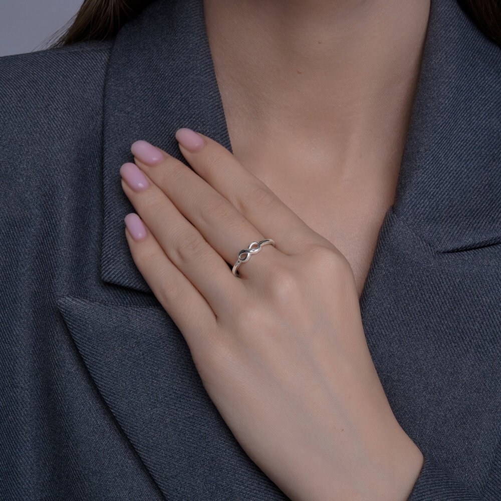 Кольцо Diamant 94-210-02131-1_155 размер 15.5 вес 1.235 г серебро, бриллиант купить,NaN