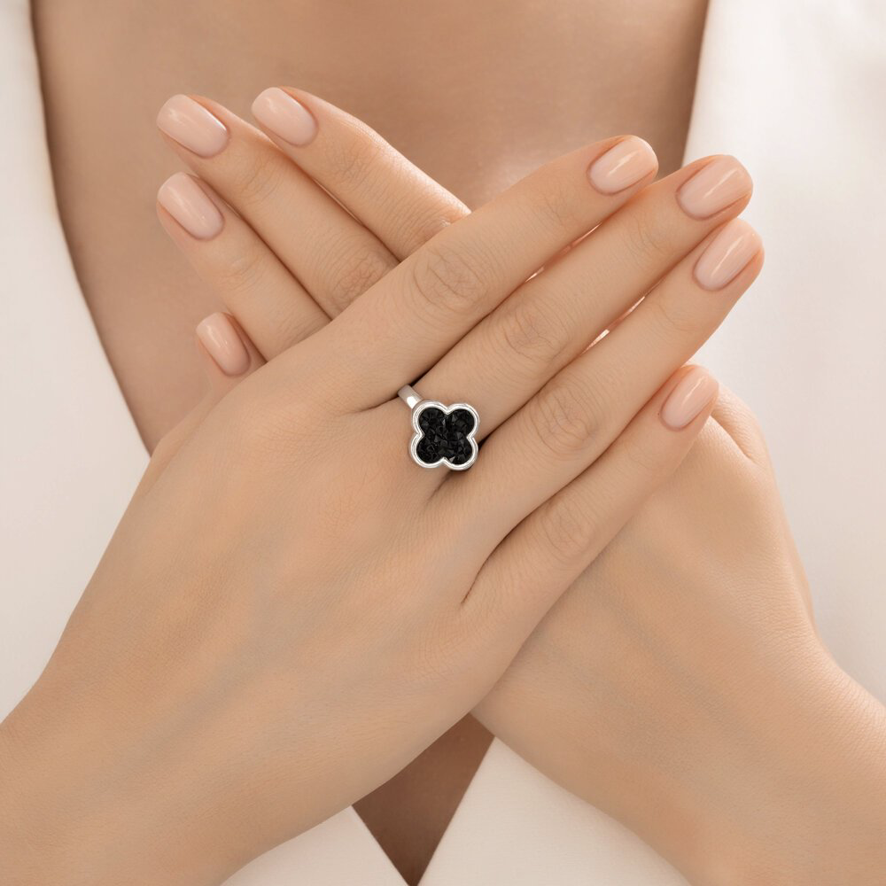 Кольцо Diamant 94-110-02342-1_19 размер 19 вес 3.5 г серебро, без вставок купить,NaN