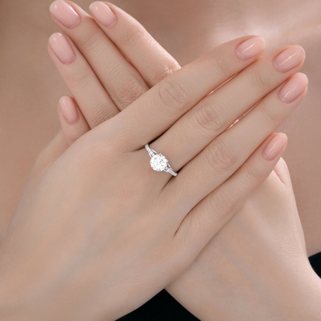 Кольцо Diamant 94-110-00035-1 размер 17 вес 1.7 г серебро, фианит купить,NaN