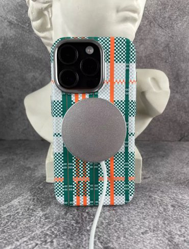 Чехол Luxo для Apple iPhone 15 Pro многоцветный купить,NaN