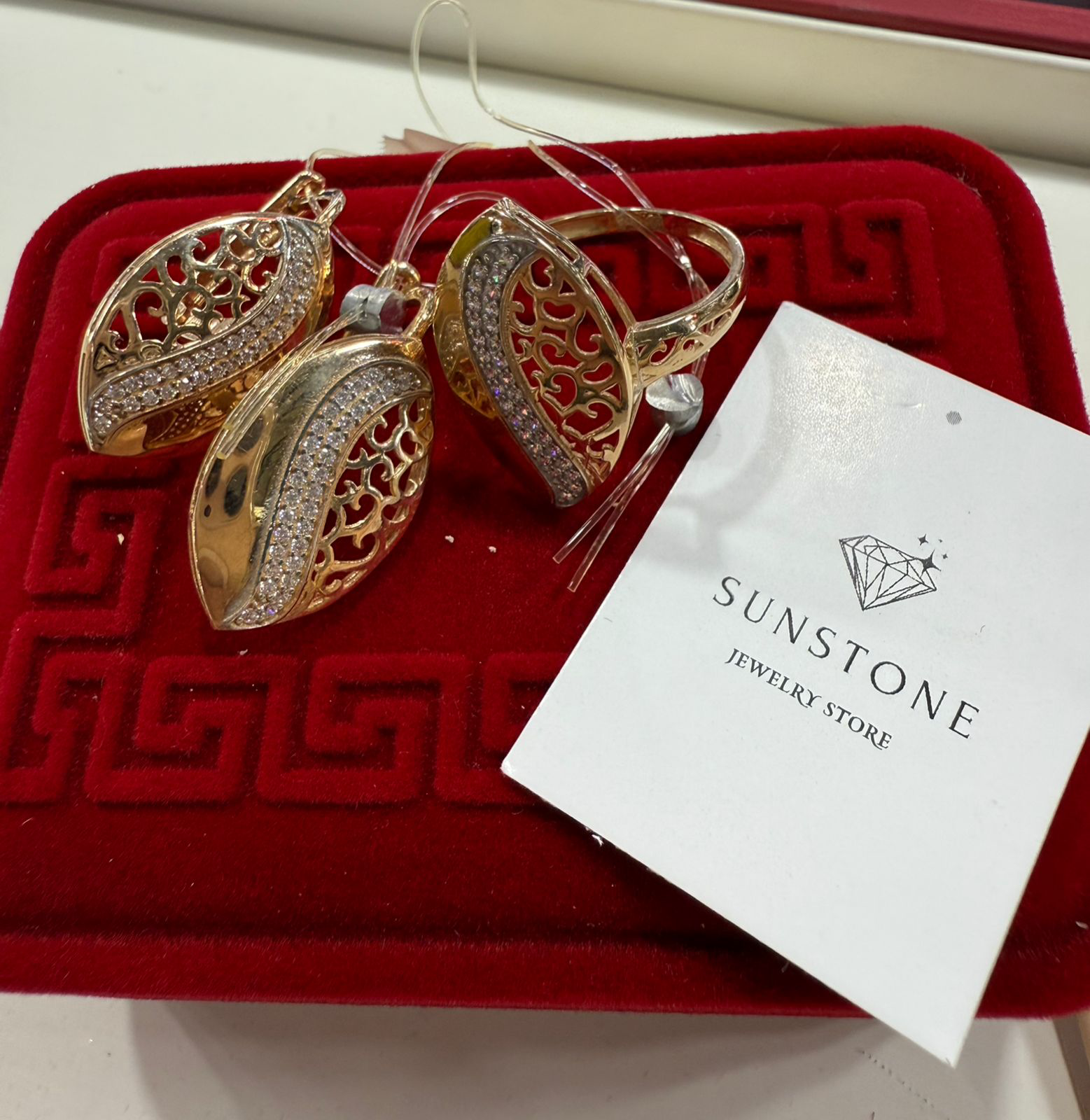 Комплект Sunstone S217 19р 7.5гр золото 585 купить,490000