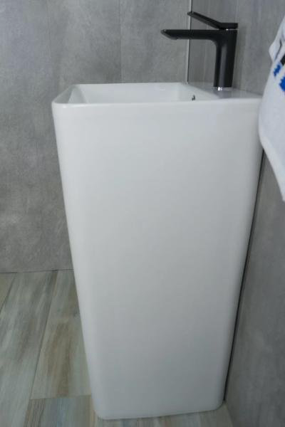 Раковина GID-ceramic 81117 Nb148 с пьедесталом нестандартная 41, керамика купить,287500