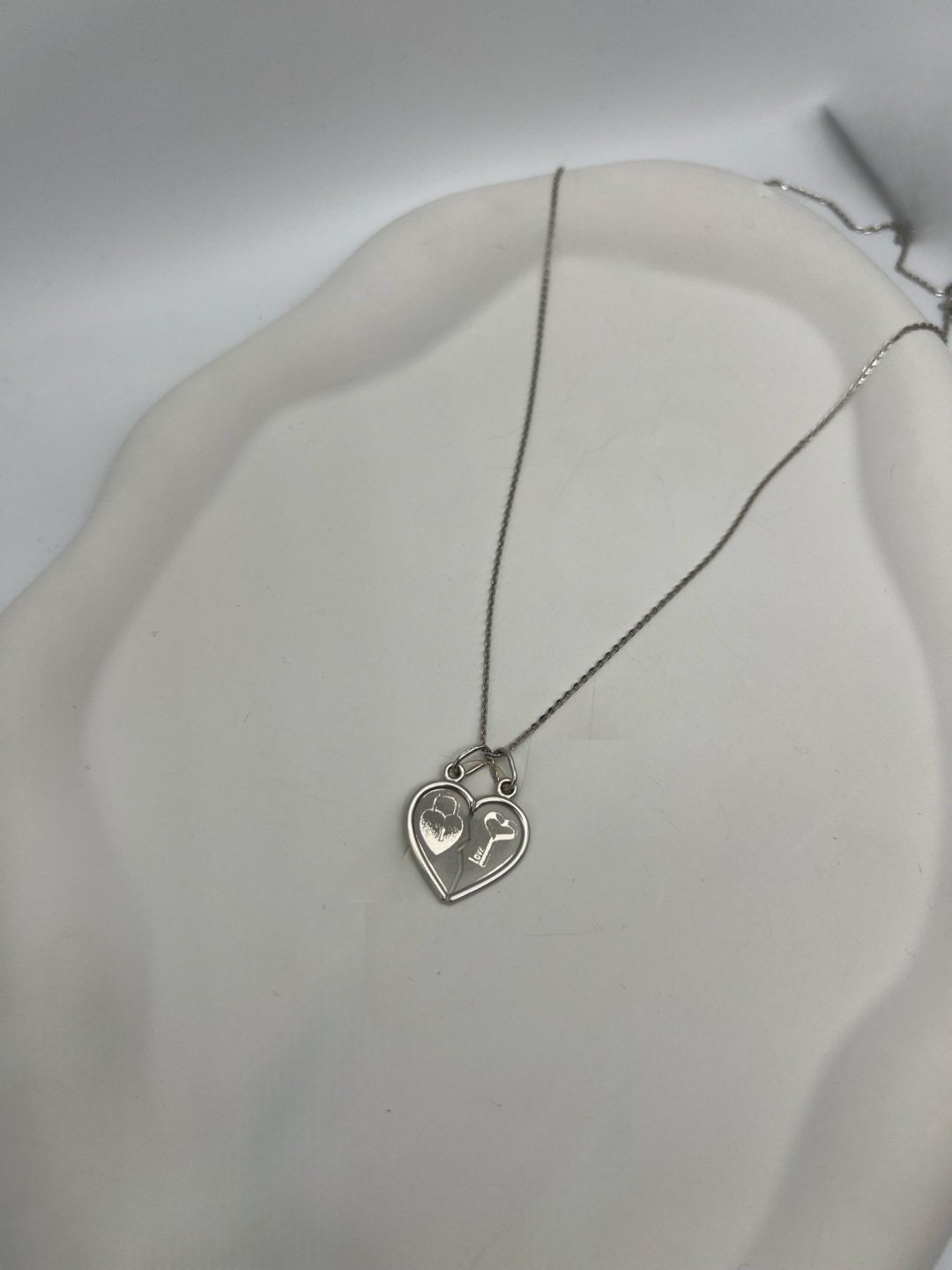 SOKOLOV 94100037 вес 2.3 г серебро, без вставок - ForteMarket SOKOLOV 94100037 вес 2.3 г серебро, без вставок купить,0