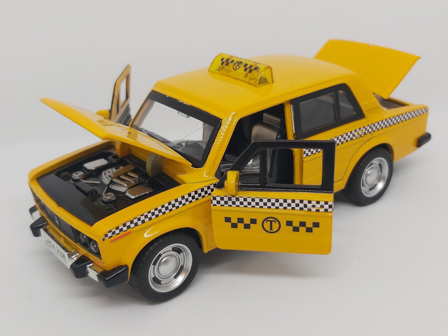 Легковая Wanbao Die-Cast Model Лада 2106 такси желтый купить,0