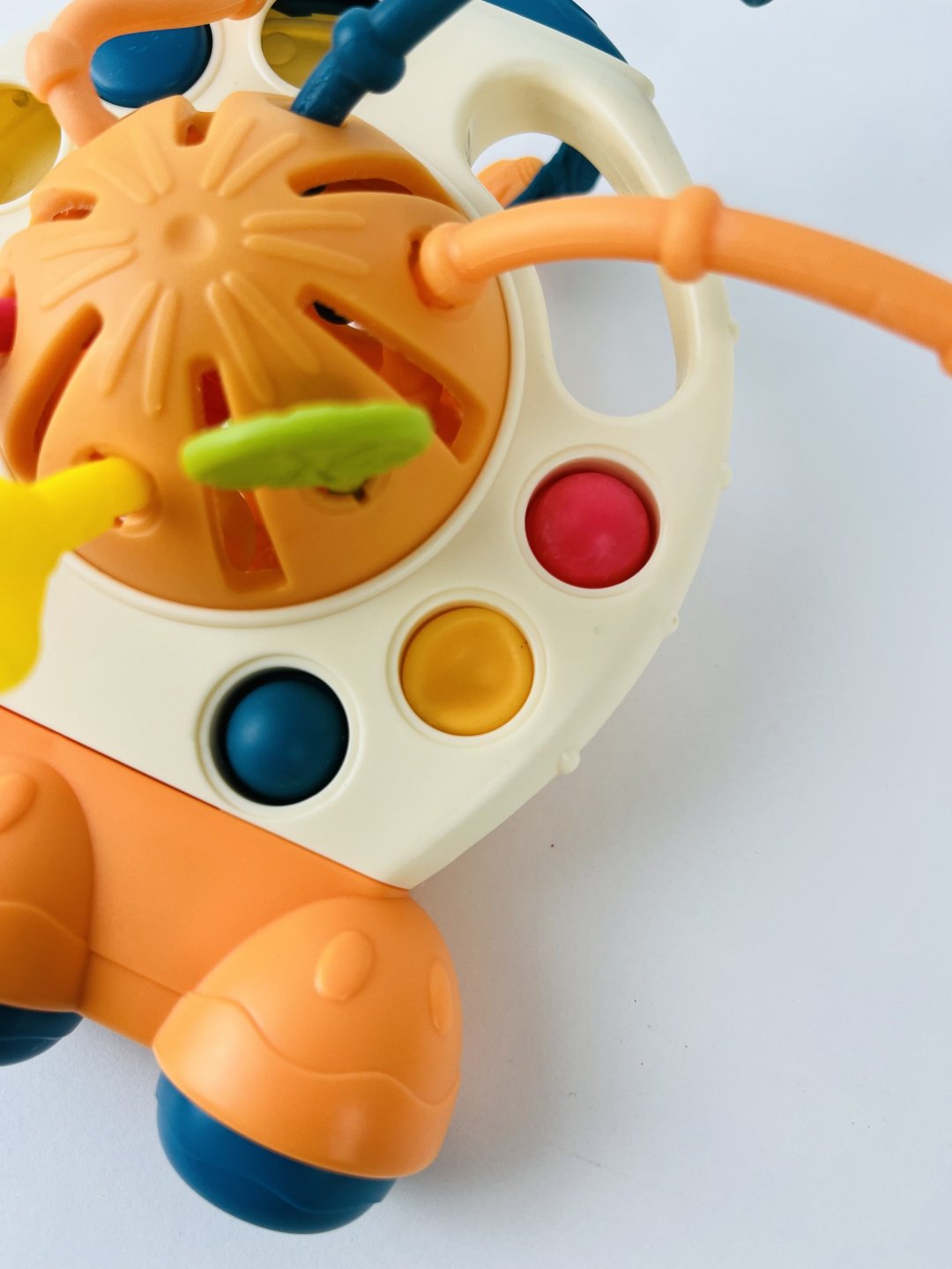 Игрушка-мялка Sobebear Тактильная ракета для сенсорики купить,0