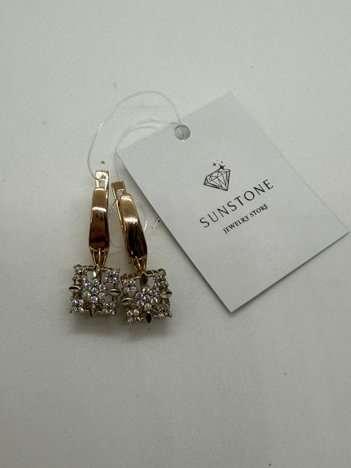 Серьги Sunstone S258 4гр золото 585 купить,260000