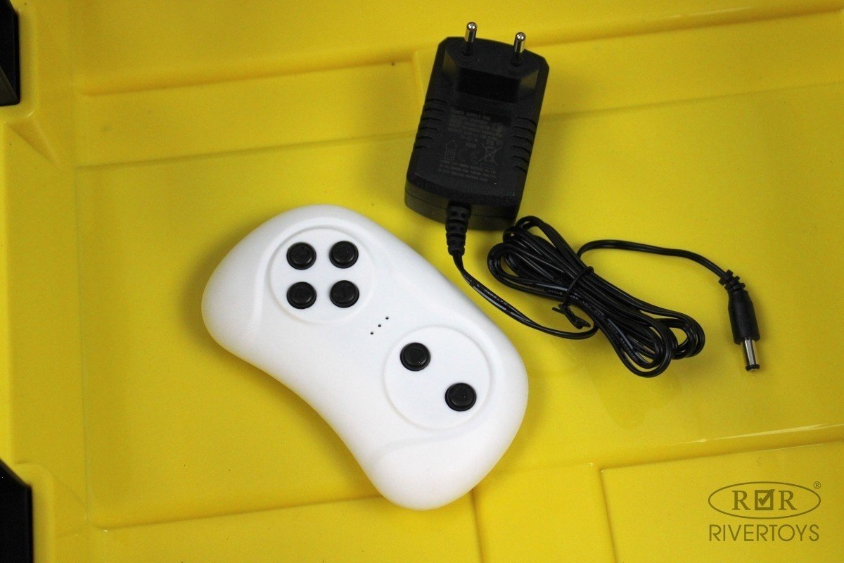 River Toys O555OO желтый купить,function inputValueFn(){if((0,signal2.mK)(node),node.value===REQUIRED_UNSET_VALUE)throw new root_effect_scheduler.buA(-950,null);return node.value}