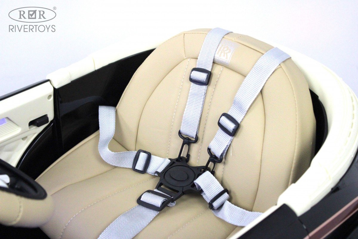 River Toys E444EE черный купить,NaN