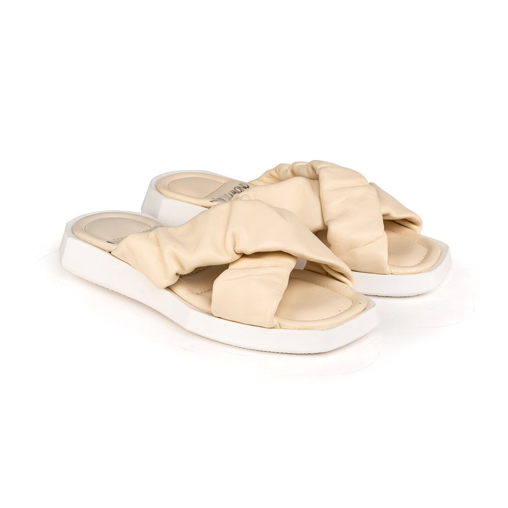 Шлепанцы Gossi G-1103BEYAZ beige 39 купить,NaN
