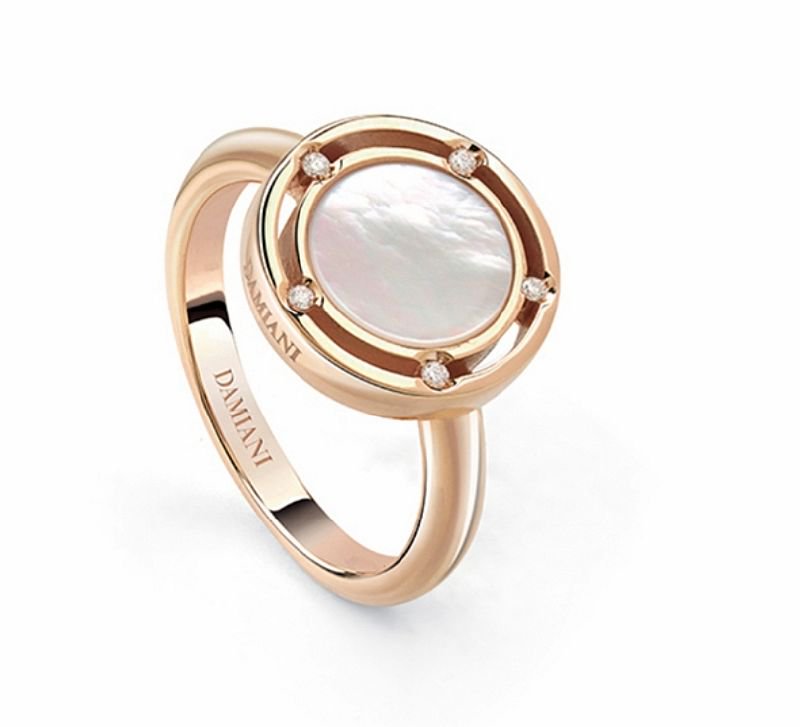 Кольцо Damiani 12940 д 13р 4,85гр 0,025ct. купить,NaN