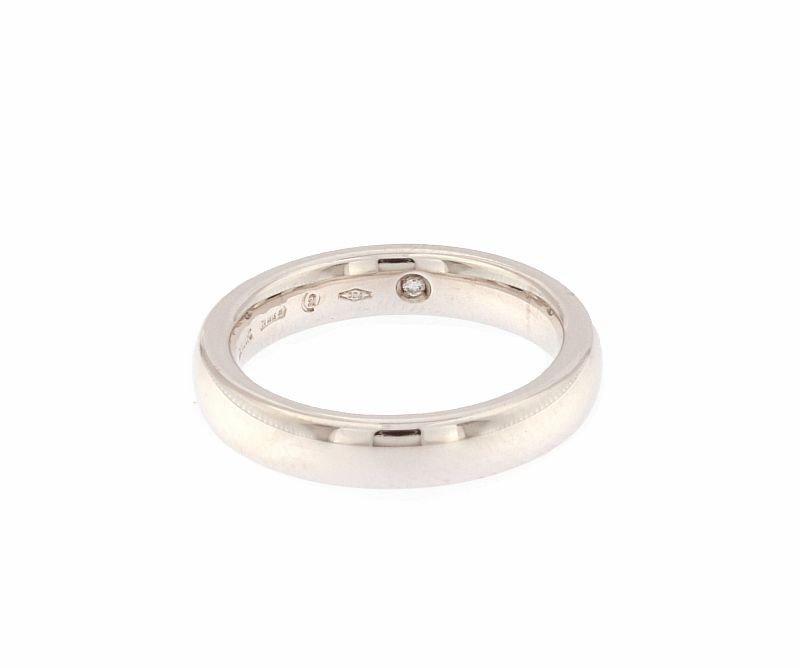 Кольцо Damiani 2550 д 13р 5.5гр 0,005ct. купить,NaN