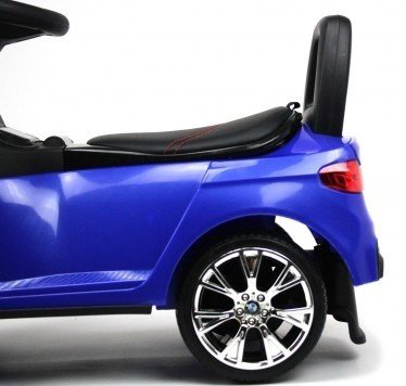Каталка RiverToys BMW M5 синий купить,NaN