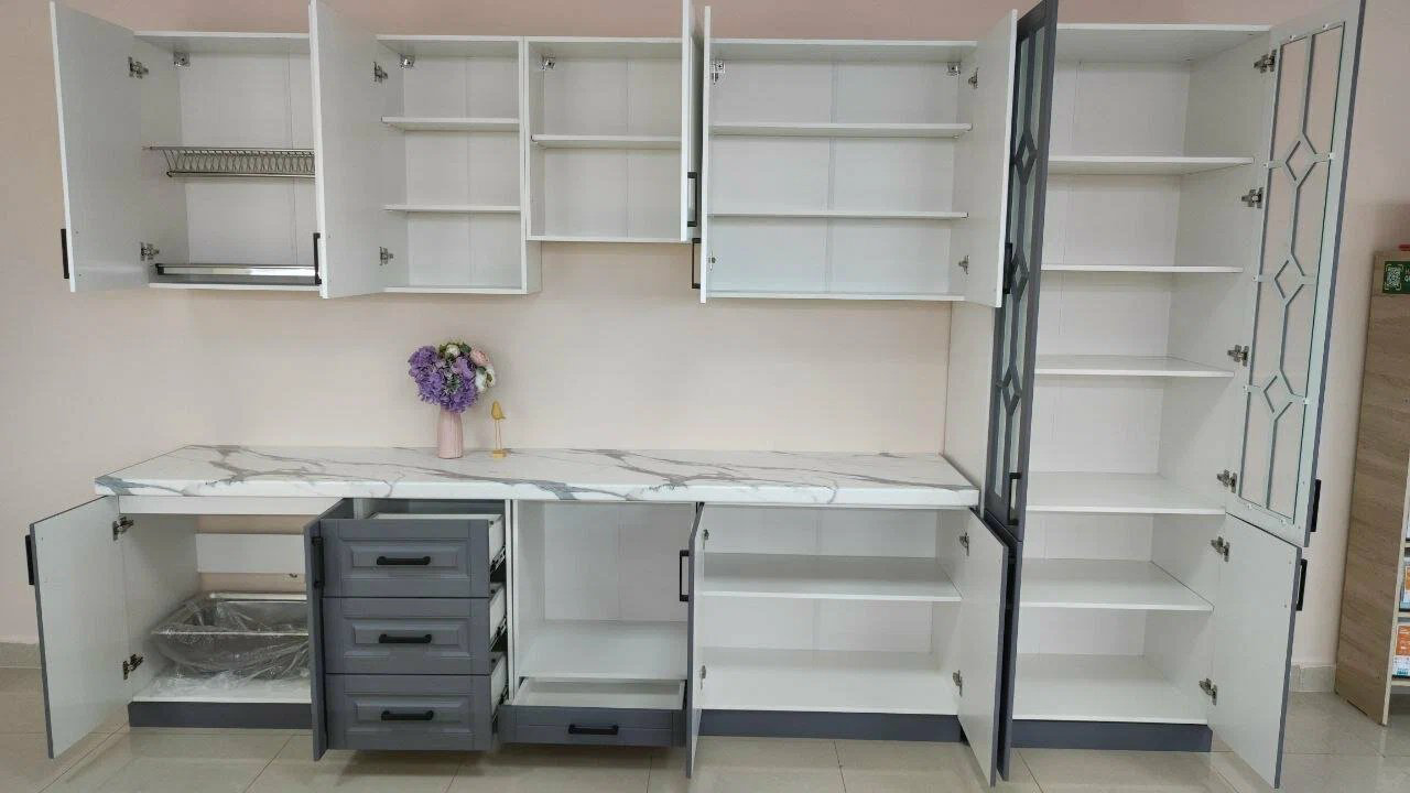 Кухонный гарнитур GrandMiks Tiffani, 360x230х60 см, ЛДСП, белый, серый купить,554500
