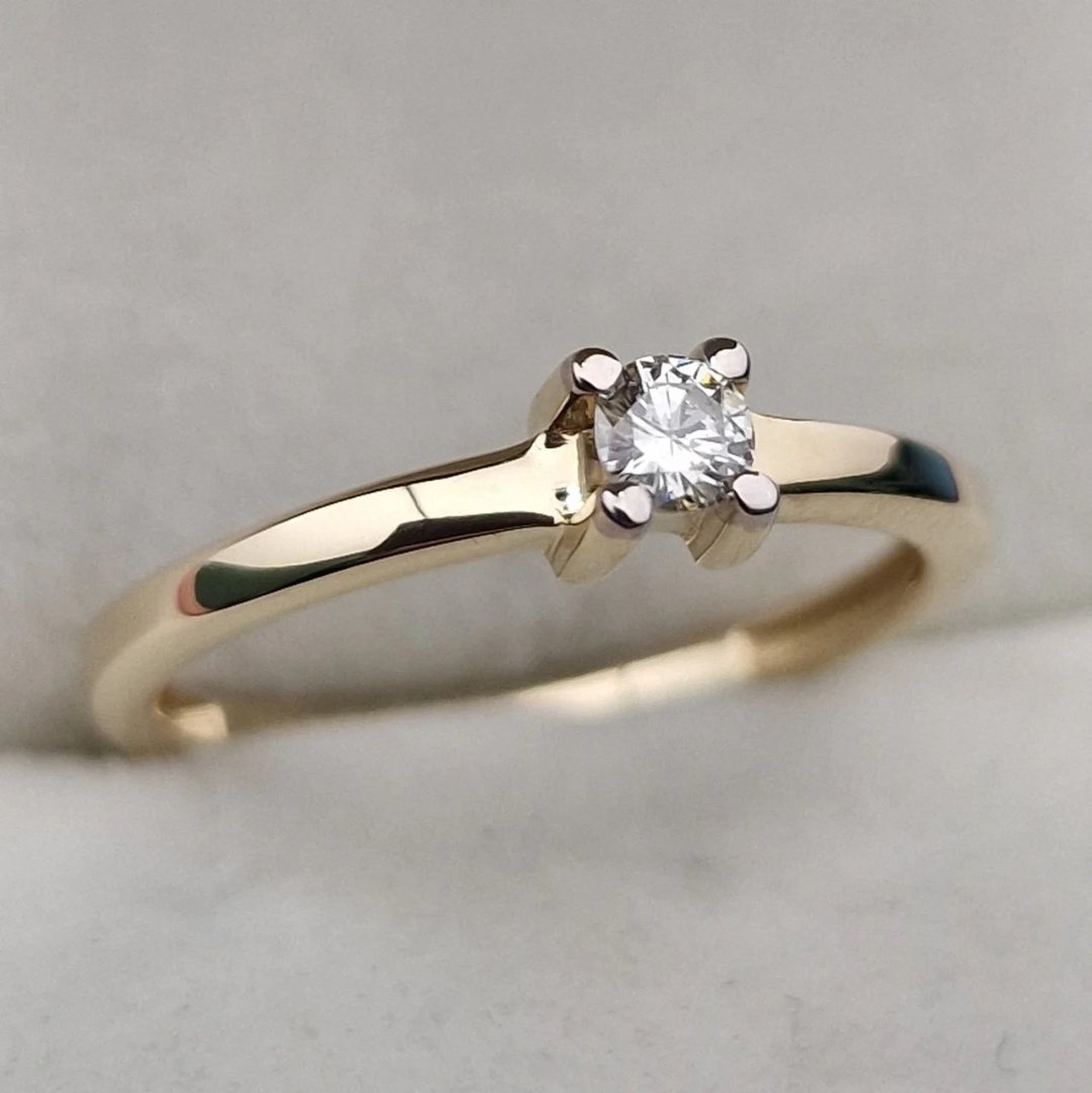 Кольцо Deimantas 105562629 17р 1,66гр 0,13ct. купить,NaN