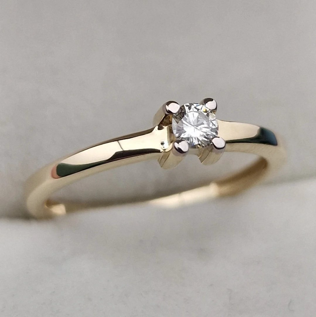 Кольцо Deimantas 105562629 17р 1,66гр 0,13ct. купить,NaN