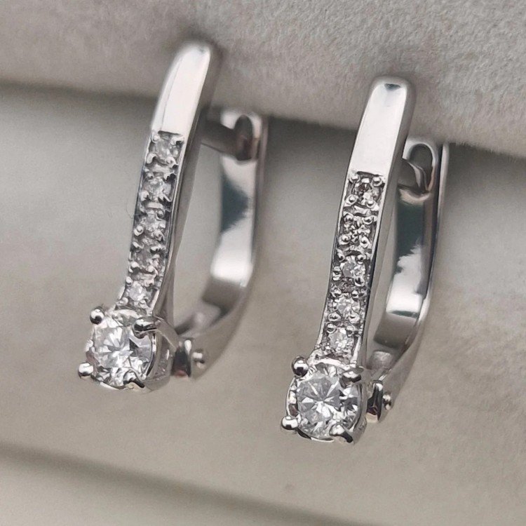 Серьги Deimantas 105581142 2,58гр 0,361ct. купить,NaN