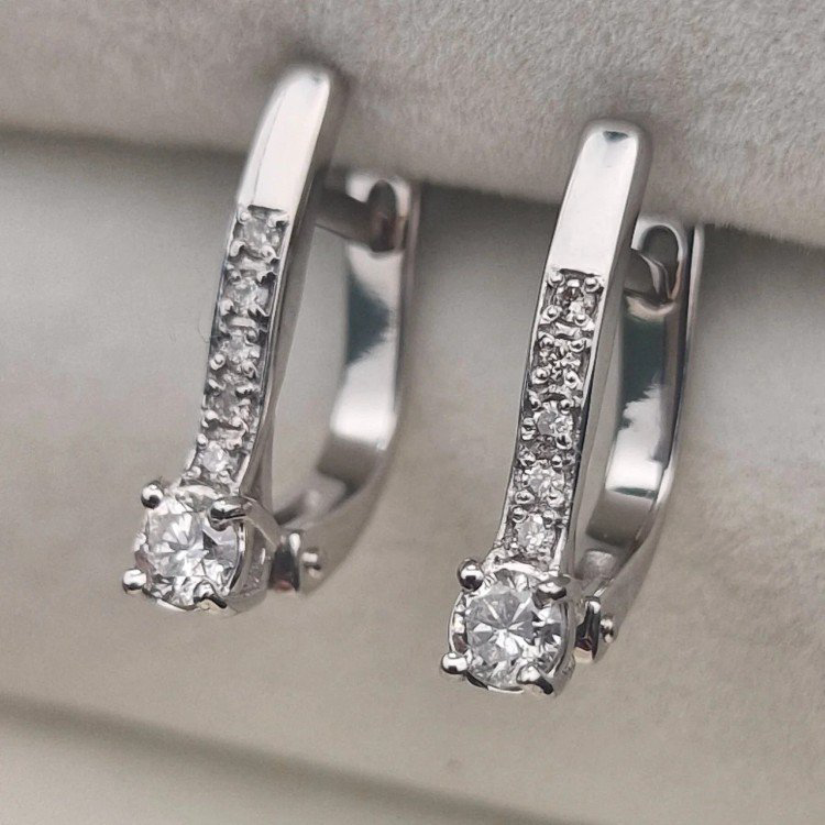 Серьги Deimantas 105581142 2,58гр 0,361ct. купить,NaN