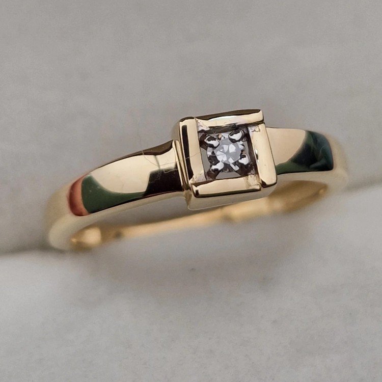 Кольцо Deimantas 105562711 16,5р 2,01гр 0,05ct. купить,NaN