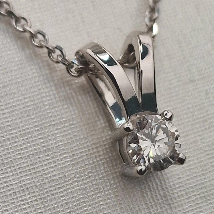 Колье Deimantas 105630257 40см 1гр 0,28ct. купить,NaN