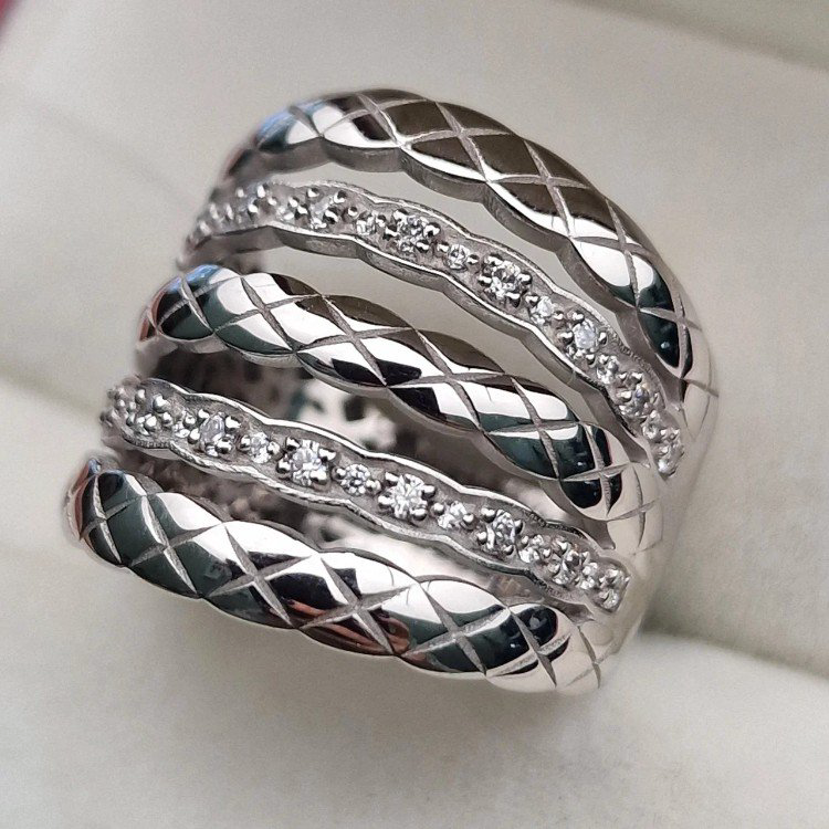 Кольцо Deimantas 105766451 18,5р 5,95гр. купить,NaN