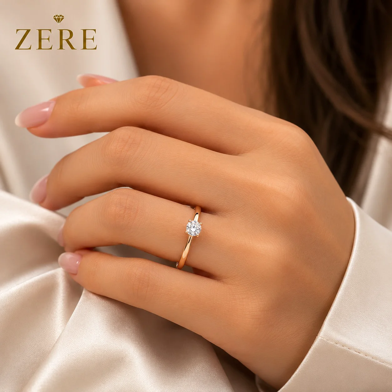 Кольцо Zere красное золото 585 0.6 гр 18р купить,49000