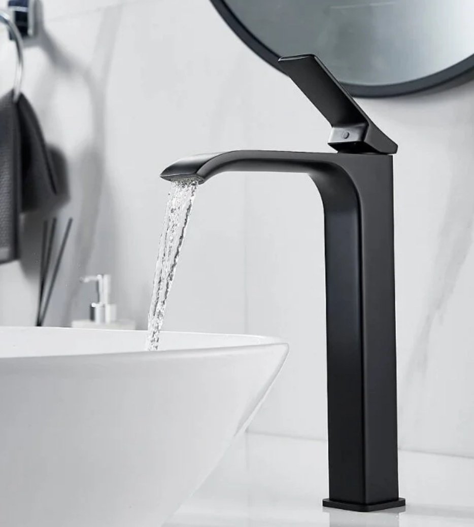 Смеситель Shevanik S4011H, латунь, цвет черный купить,NaN