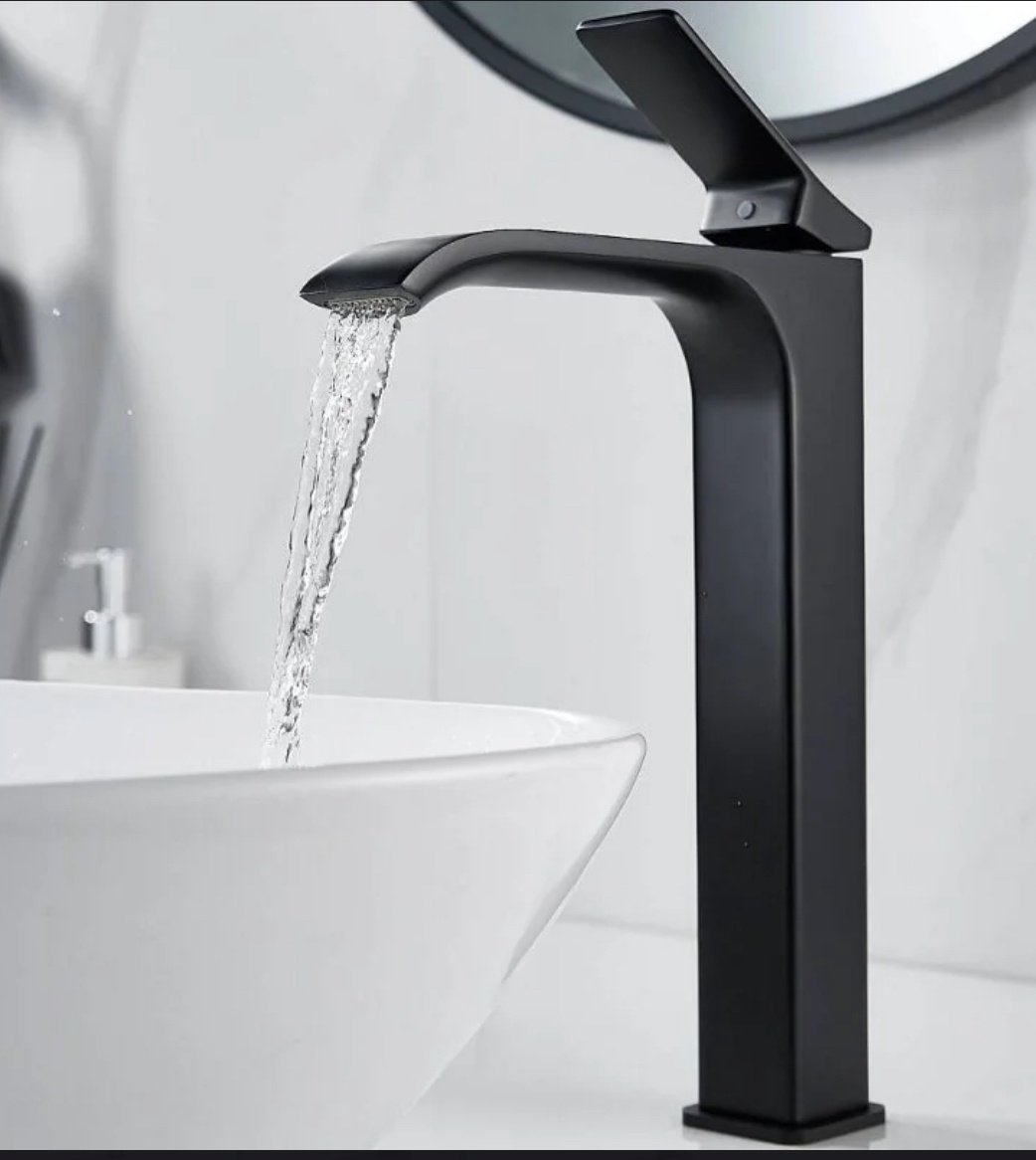 Смеситель Shevanik S4011H, латунь, цвет черный купить,NaN