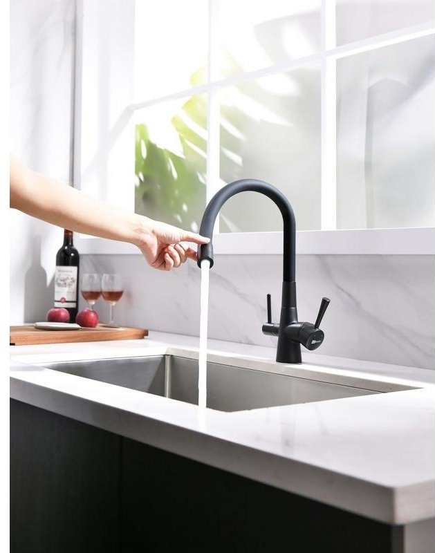 Смеситель с гибким изливом Lemark COMFORT LM3075BL, латунь, цвет черный купить,NaN