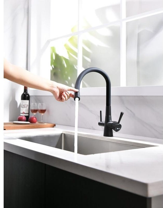 Смеситель с гибким изливом Lemark COMFORT LM3075BL, латунь, цвет черный купить,NaN