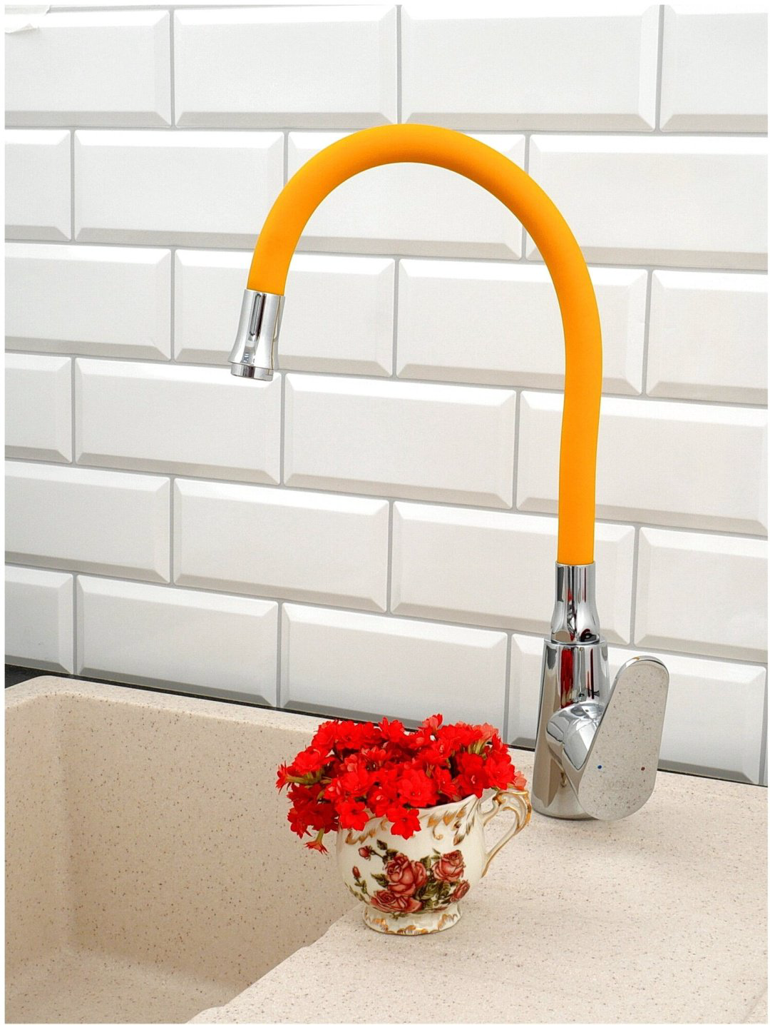 Смеситель с гибким изливом Potato P4131-10, латунь, цвет хром купить,30900