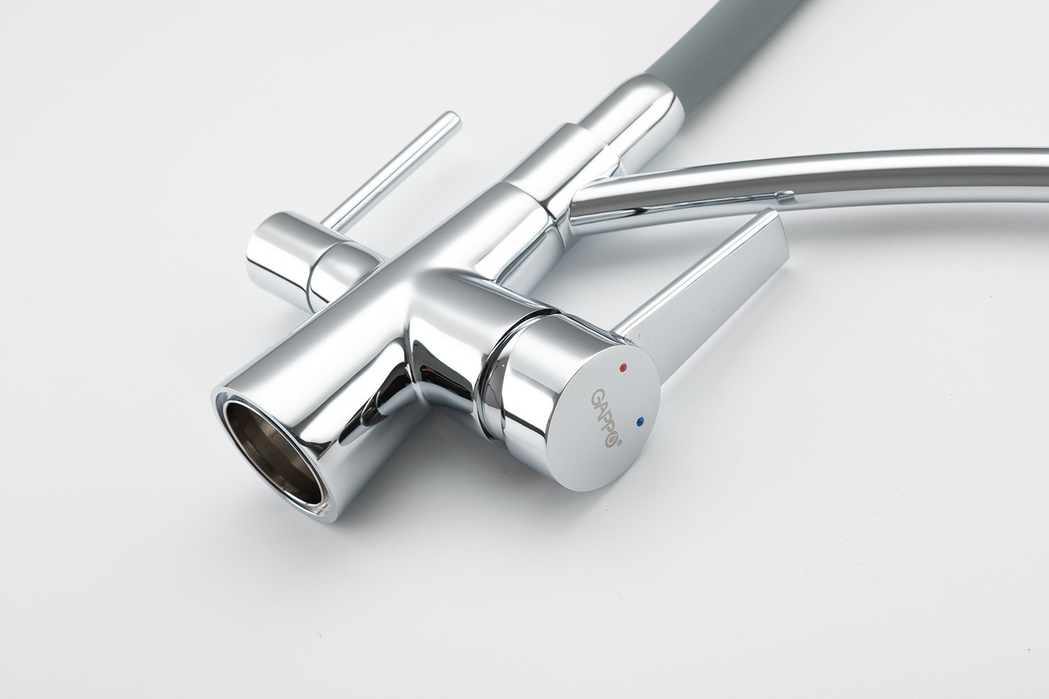 Смеситель с гибким изливом Gappo G4398-17, латунь, цвет серый купить,NaN