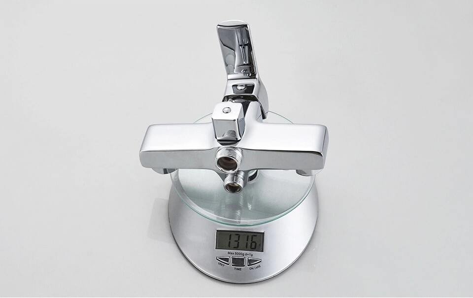 Смеситель для ванны Accoona A7155, латунь, цвет хром купить,NaN